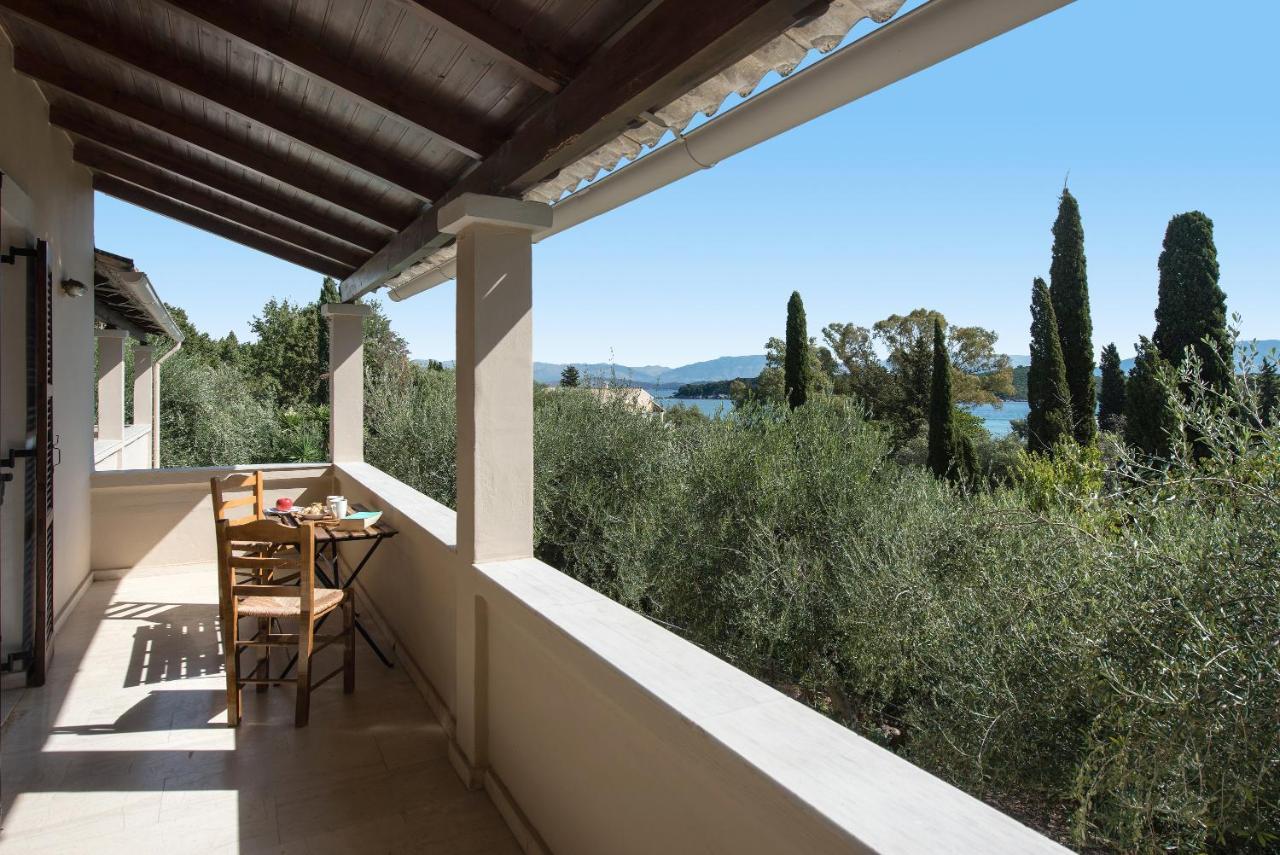 Villa Lofos Kassiopi Exteriör bild