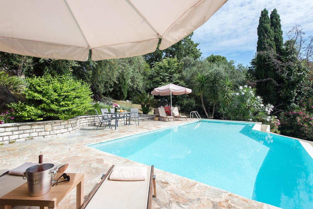 Villa Lofos Kassiopi Exteriör bild